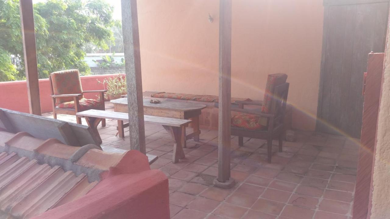 Big Milly's Backyard Otel Kokrobite Dış mekan fotoğraf